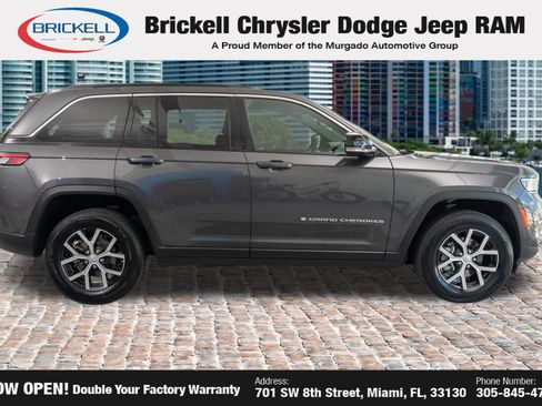Used 2025 Jeep Grand Cherokee Limited AWD/4WD image 8