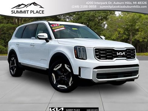 Certified 2024 Kia Telluride S w/ S Sunroof Package AWD/4WD image 1