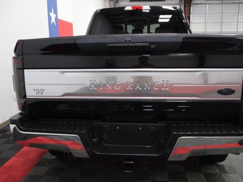 Used 2017 Ford F250 King Ranch w/ King Ranch Ultimate Package AWD/4WD image 25