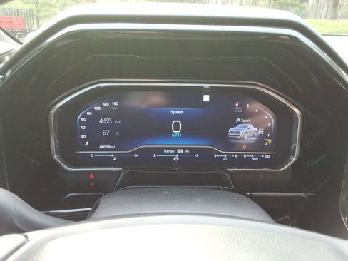 Used 2023 Chevrolet Silverado 1500 High Country w/ Technology Package AWD/4WD image 32