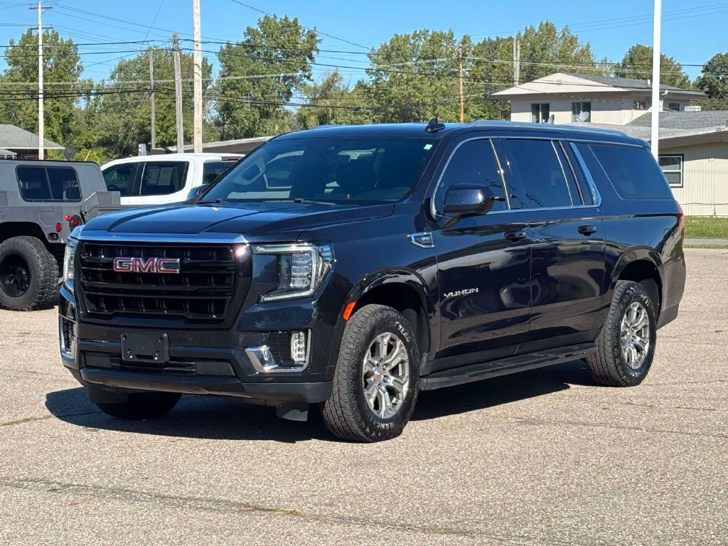 Used 2022 GMC Yukon XL SLE w/ Gmc Pro Safety Plus Package AWD/4WD image 26