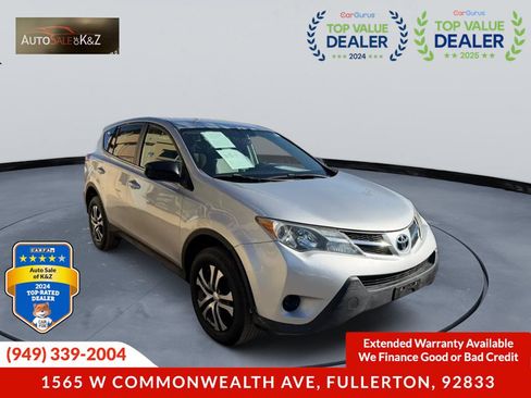 Used 2015 Toyota RAV4 LE FWD image 5