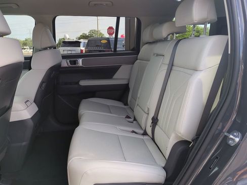 New 2026 Hyundai Santa Fe SEL FWD image 17