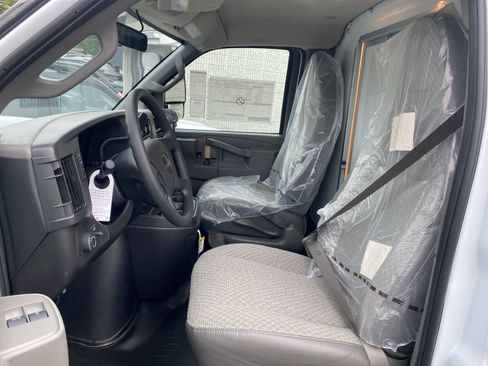 New 2025 GMC Savana 3500 w/ Power Convenience Package image 71