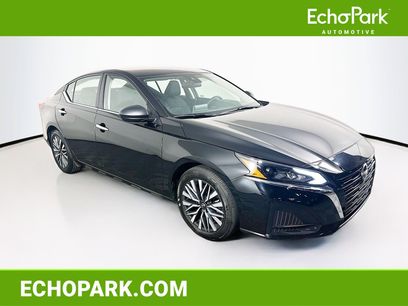 Used 2024 Nissan Altima 2.5 SV