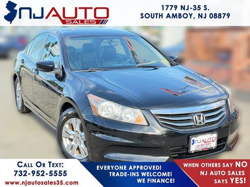 Used 2011 Honda Accord SE image 1