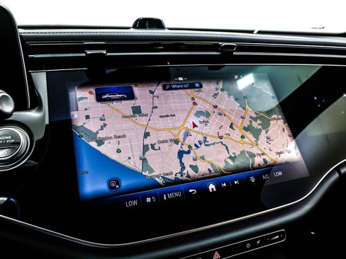 Used 2025 Mercedes-Benz E 350 Sedan image 20