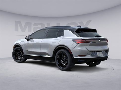 New 2026 Chevrolet Equinox EV RS image 3