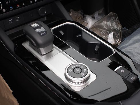 New 2026 Mitsubishi Outlander SEL AWD/4WD image 16