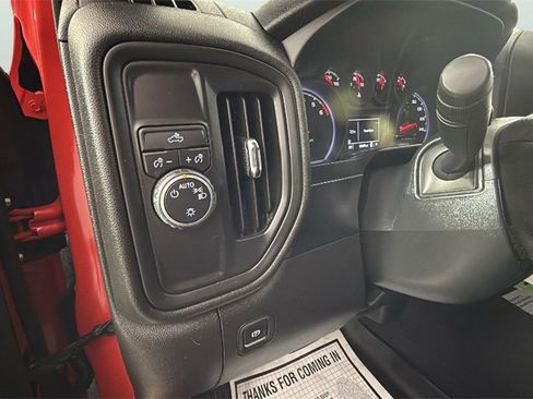 Used 2021 Chevrolet Silverado 1500 Custom image 26