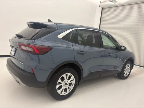 Used 2023 Ford Escape Active AWD/4WD image 20