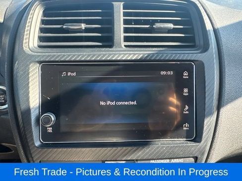 Used 2019 Mitsubishi Outlander Sport SE AWD/4WD image 16