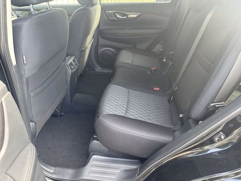Used 2019 Nissan Rogue S w/ Special Edition Package AWD/4WD image 13