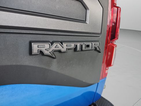 Used 2019 Ford F150 Raptor w/ Equipment Group 802A Luxury AWD/4WD image 24
