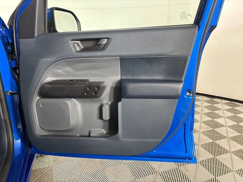 Used 2025 Ford Maverick Lobo AWD/4WD image 27