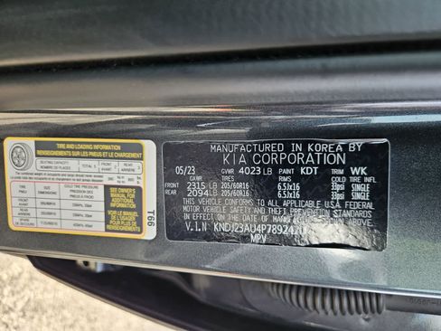 Certified 2023 Kia Soul LX w/ Option Group 015 FWD image 28