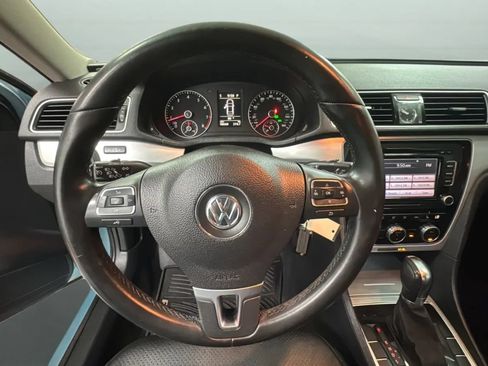 Used 2012 Volkswagen Passat 2.5 SE FWD image 20