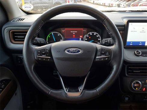 Certified 2022 Ford Maverick Lariat w/ Lariat Luxury Package image 31