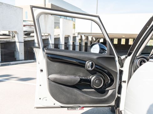 Used 2015 MINI Cooper S image 36