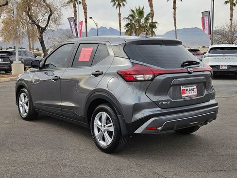 Certified 2025 Nissan Kicks Play S image 13