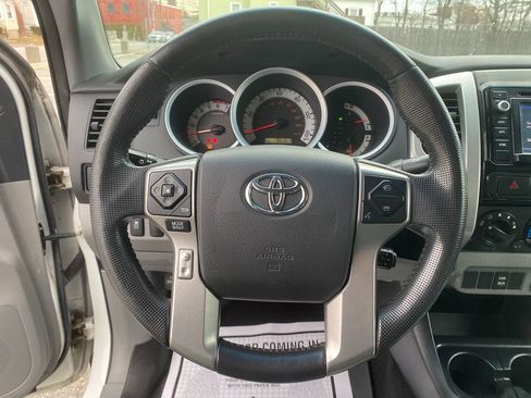 Used 2014 Toyota Tacoma Base V6 (A5) image 15