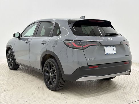 Used 2025 Honda HR-V Sport image 3