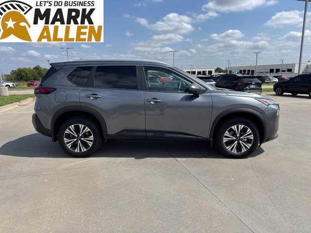 Used 2023 Nissan Rogue SV w/ SV Premium Package FWD image 6