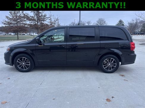 Used 2018 Dodge Grand Caravan SE image 23