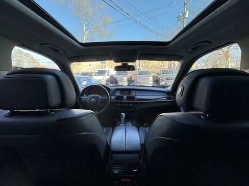 Used 2010 BMW X5 xDrive30i image 18