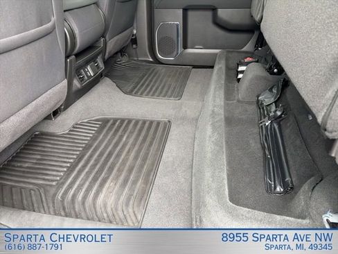 Used 2024 GMC Sierra 1500 Elevation image 9