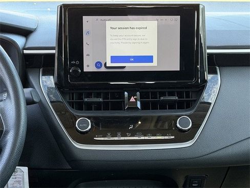 Certified 2025 Toyota Corolla LE image 17