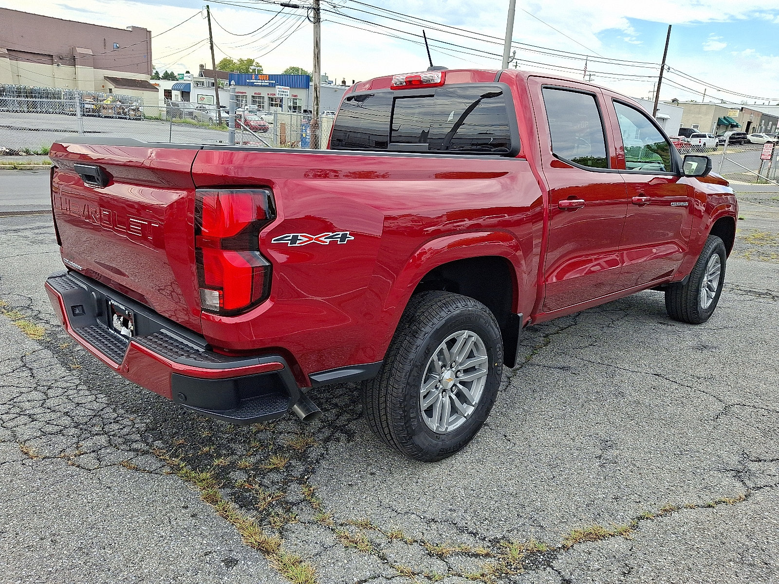 New 2026 Chevrolet Colorado LT w/ LT Convenience Package AWD/4WD image 3