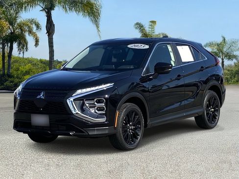 Used 2023 Mitsubishi Eclipse Cross LE AWD/4WD image 2
