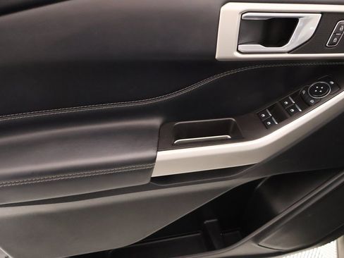 Used 2023 Ford Explorer XLT w/ Equipment Group 202A image 16