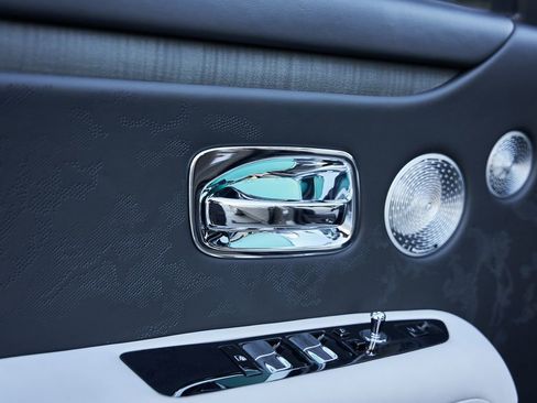 Used 2025 Rolls-Royce Ghost AWD/4WD image 39