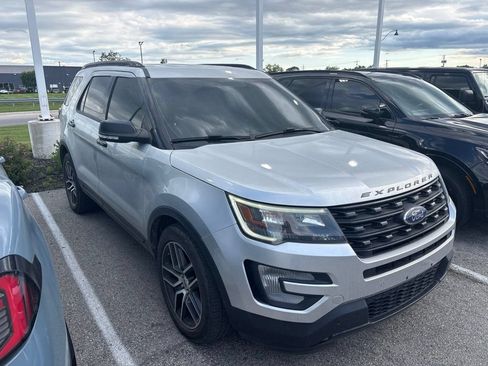 Used 2017 Ford Explorer Sport AWD/4WD image 1