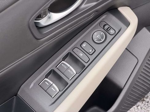 Certified 2025 Honda Accord EX-L image 7
