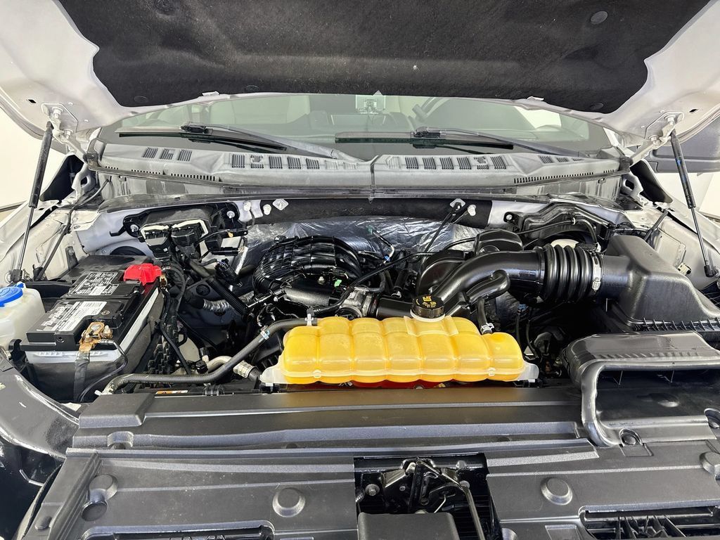 Used 2016 Ford F150 XL w/ Equipment Group 101A Mid AWD/4WD image 33