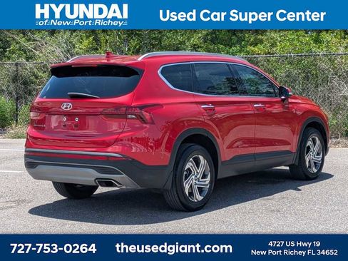 Certified 2023 Hyundai Santa Fe SEL w/ Winter Weather Package FWD image 5