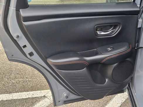 Used 2025 Honda HR-V Sport image 15