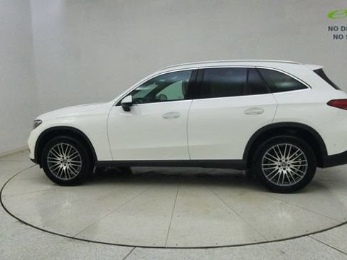 Used 2025 Mercedes-Benz GLC 300 4MATIC image 69