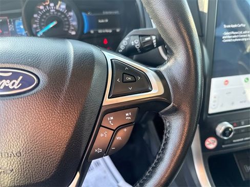 Certified 2023 Ford Edge SEL image 32