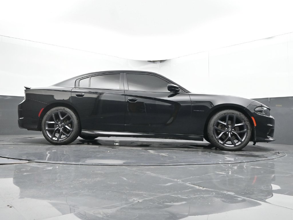 Used 2022 Dodge Charger R/T w/ Plus Group RWD image 24