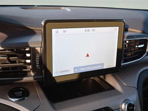 Certified 2023 Ford Explorer XLT w/ Equipment Group 202A image 14