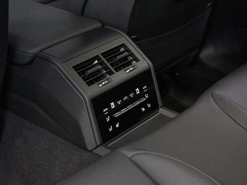 New 2026 Porsche Panamera 4 image 25