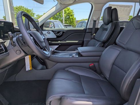 New 2026 Lincoln Aviator Reserve AWD/4WD image 21