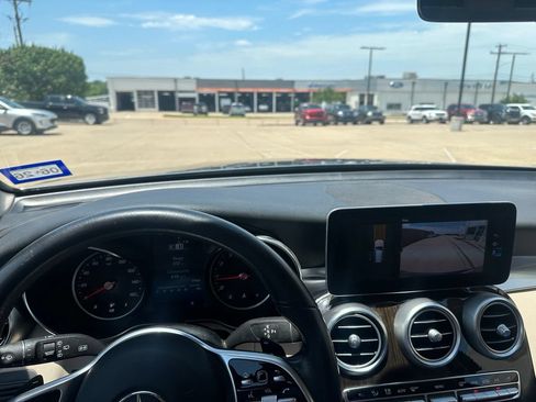 Used 2021 Mercedes-Benz GLC 300 image 15