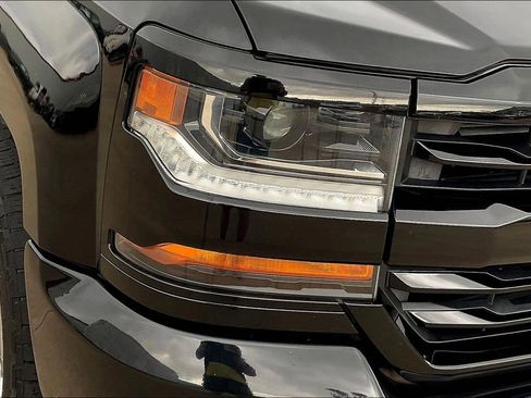 Used 2017 Chevrolet Silverado 1500 LT image 28