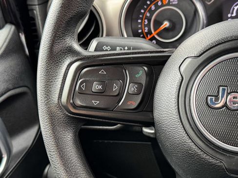 Used 2020 Jeep Wrangler Sport image 21
