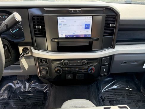 Used 2025 Ford F350 XL w/ XL Driver Assist Package image 22
